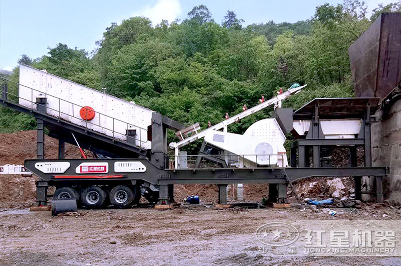 移動重錘式破碎機作業現場